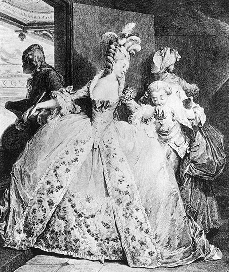 På stikket af Moreau le Jeune fra 1777 ses det imponerende omfang manteau-kjolen fik på dette tidspunkt. Det kunne være nødvendigt at gå sidelæns ind af dørene.